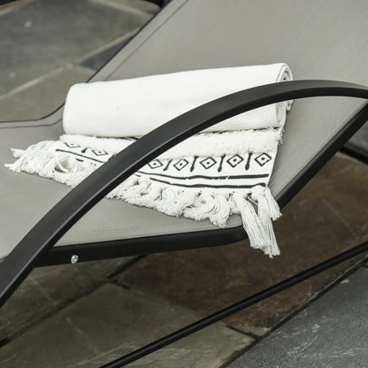 Elegantes 3-teiliges Lounge-Set – 2 ergonomische S-förmige Sonnenliegen mit Beistelltisch