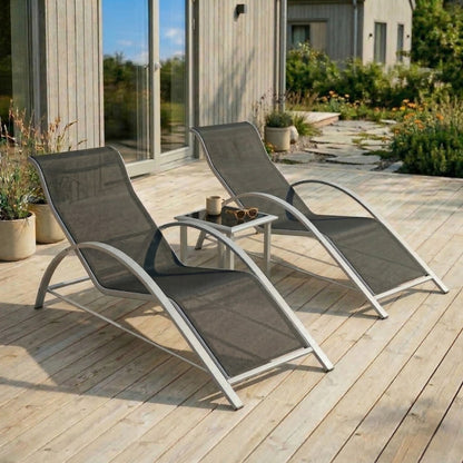 Elegantes 3-teiliges Lounge-Set – 2 ergonomische S-förmige Sonnenliegen mit Beistelltisch